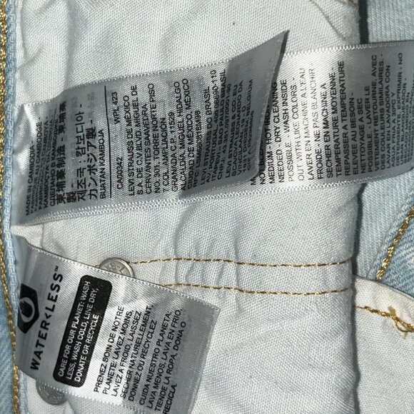 LEVI'S BIG E LIGHT WASH 501 S BUTTON FLY JEANS - W27 L 28 - Picture 12 of 15